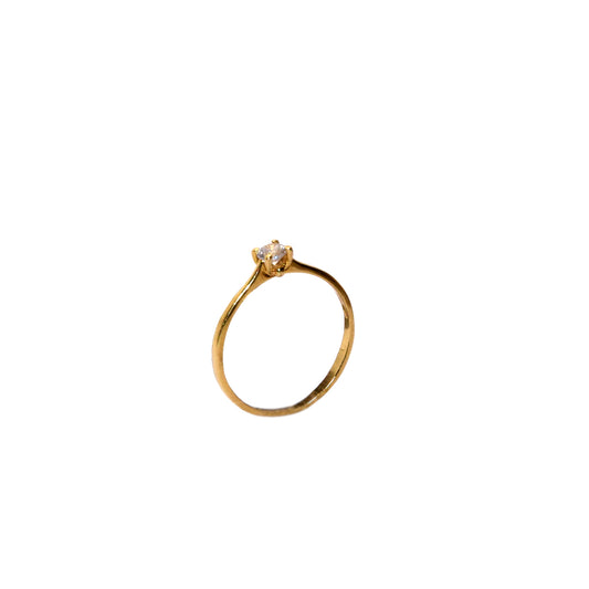 18K gold solitaire ring