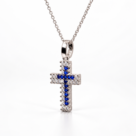 Collier croix en or blanc 18 carats